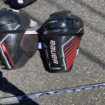Bauer nsx 14” shin pads