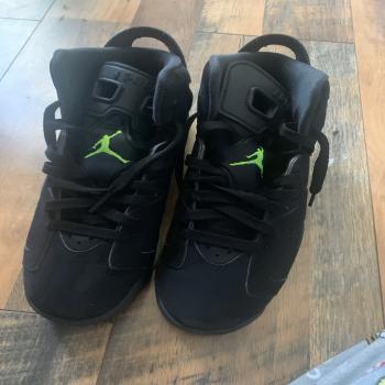 electric green 6s. 80$