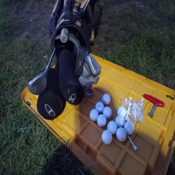 golf bag with accessories 