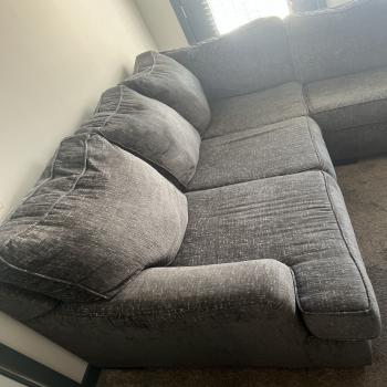 Furniture/Sectional 