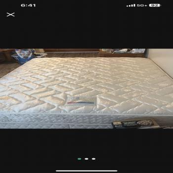 Queen Mattress and Boxspring 