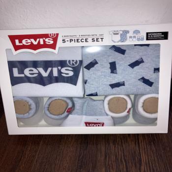 Levi’s 5-piece set 50-68