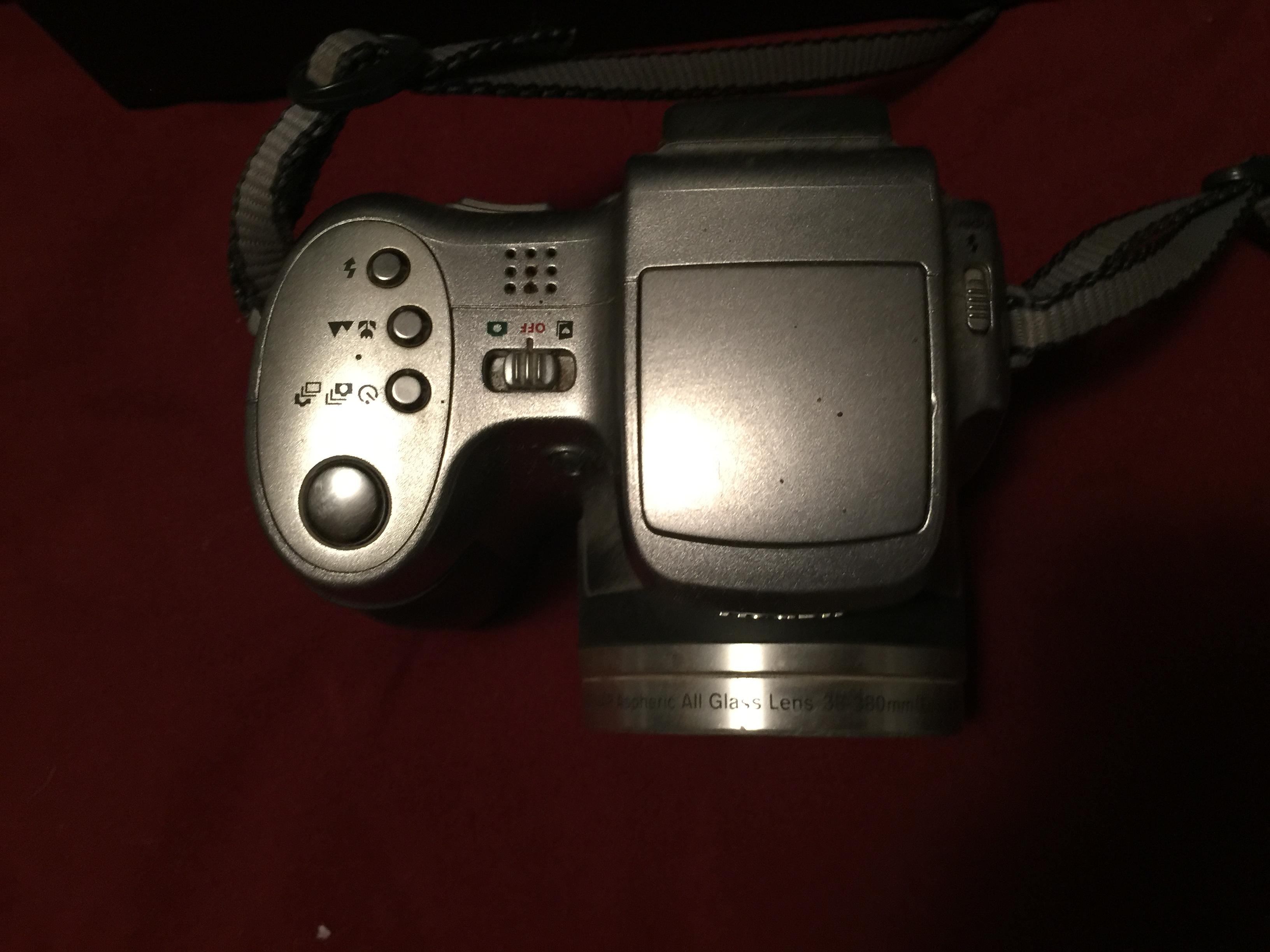 Camera Kodak z740